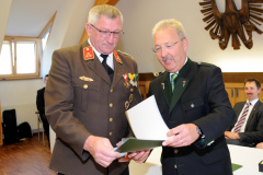 24130_2016_Ehrenring_02