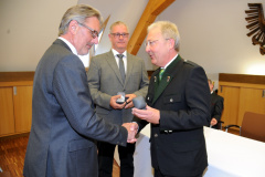 24145_2016_Ehrenring_03