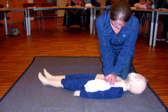 18773_2014_baby_erste_hilfe_10