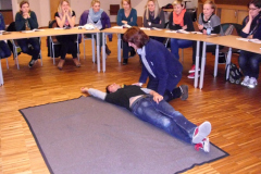 18782_2014_baby_erste_hilfe_01