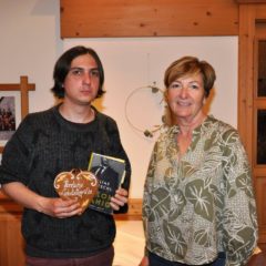 Unterhaltsame Lesung mit Elias Hirschl!